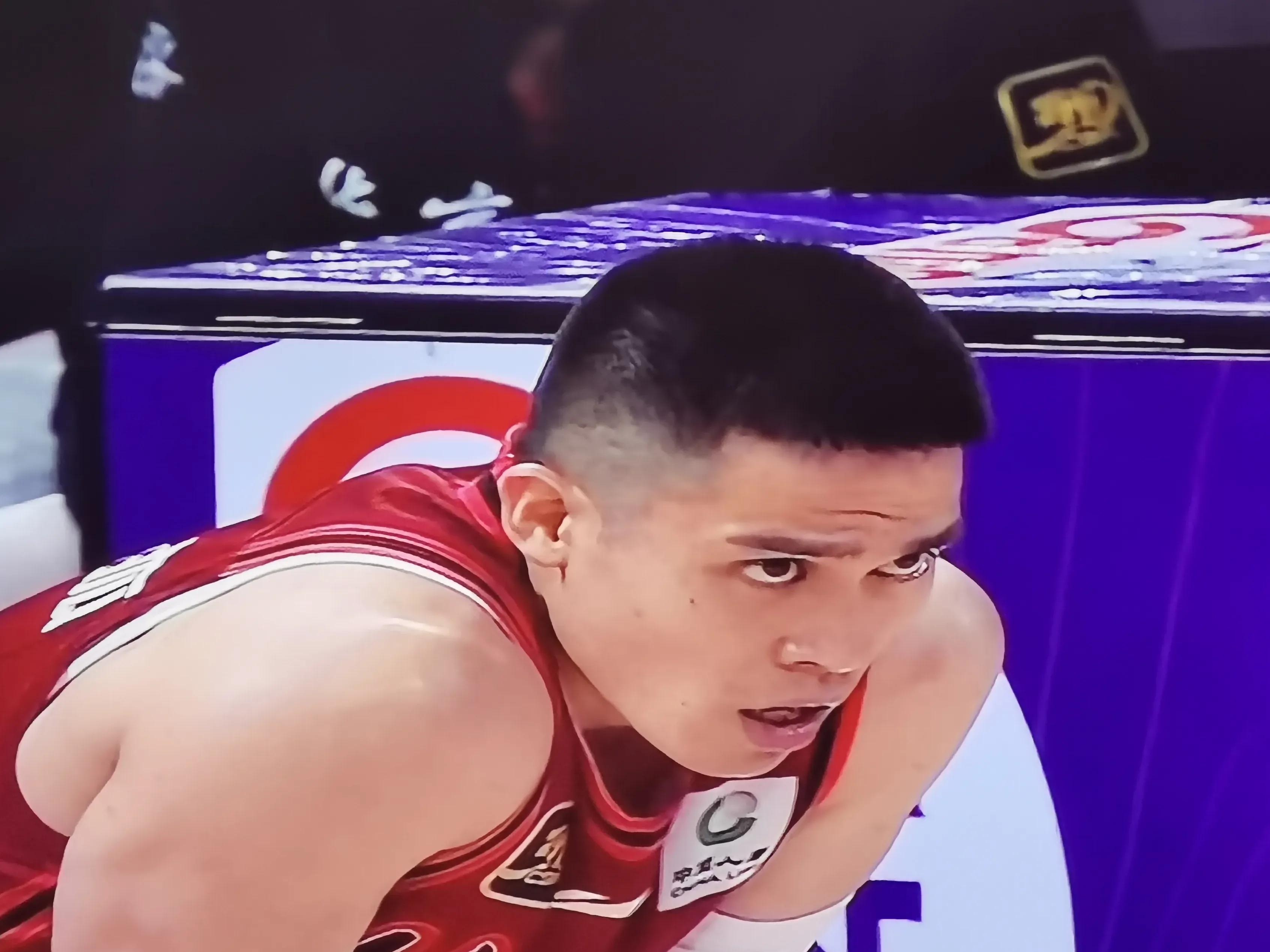 华体会官方包含多特蒙德训练开放日，窗口期单刀错失引欢呼，CBA常规赛在即，球队文化再被提及的词条